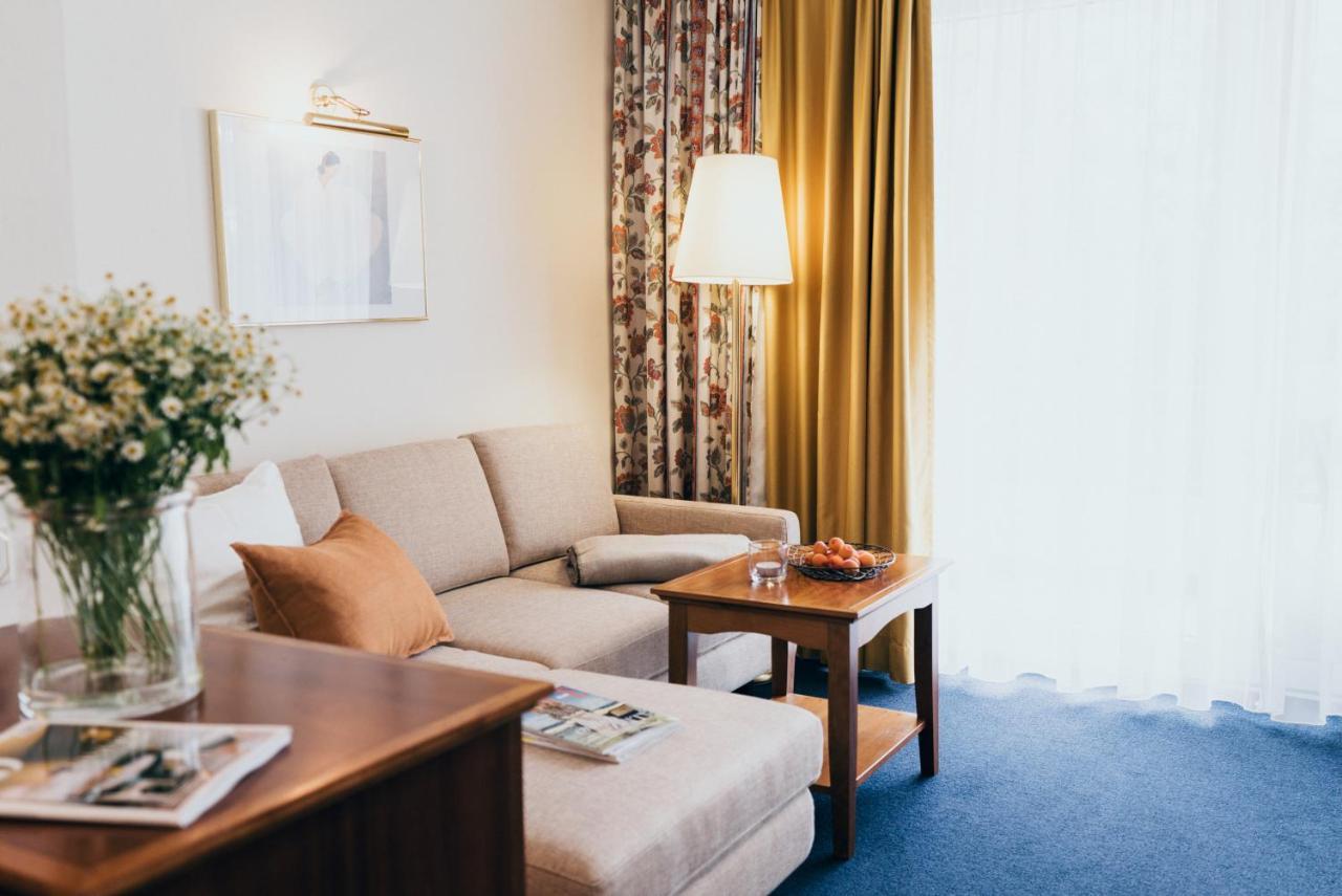 Hotel Reindl Suiten & Appartments Bad Füssing Екстериор снимка