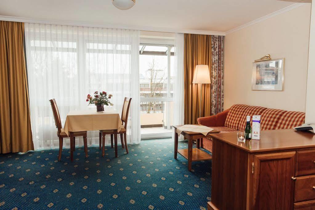 Hotel Reindl Suiten & Appartments Bad Füssing Екстериор снимка