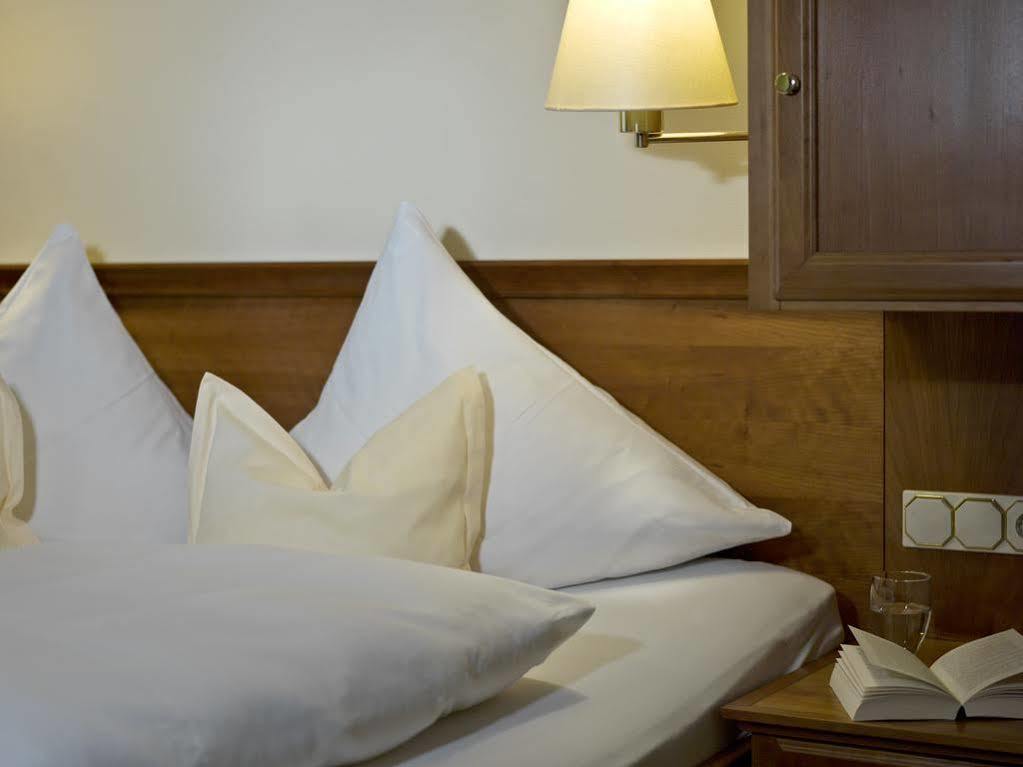 Hotel Reindl Suiten & Appartments Bad Füssing Екстериор снимка